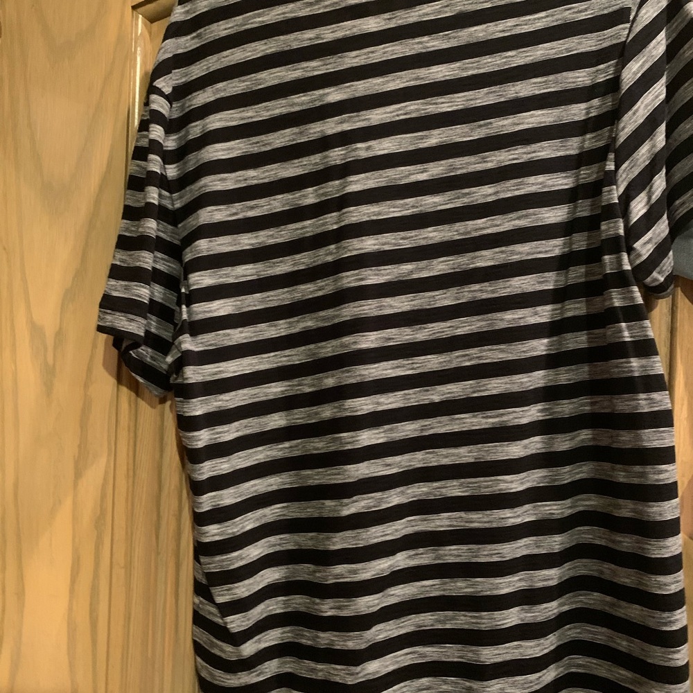 V neck button up shirt. Silver with black stripes. Mens medium with tag.